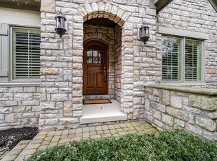 5863 Dyrham Park, Dublin, OH 43017