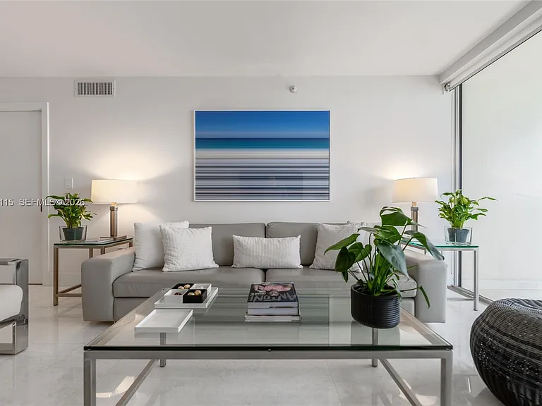 5757 Collins Ave #2207 — Photo 9