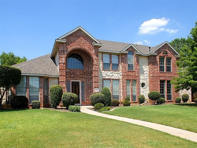 1st image of 1917 Wellington Ct