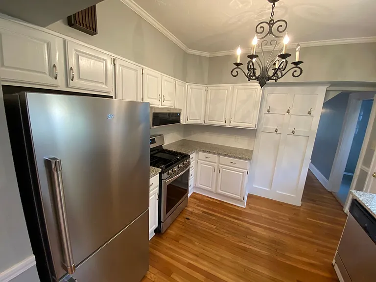 2975 Claremont Rd — Photo 16
