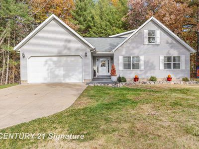 5019 Kings Way, Gladwin, MI, 48624