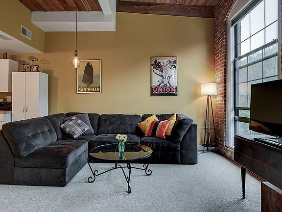 5th image of 14 Sanford St Unit 35