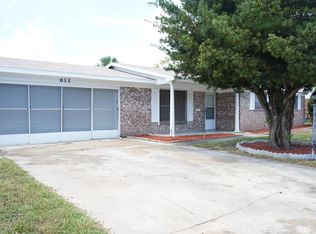 612 Williamsburg Dr, Daytona Beach, FL 32117