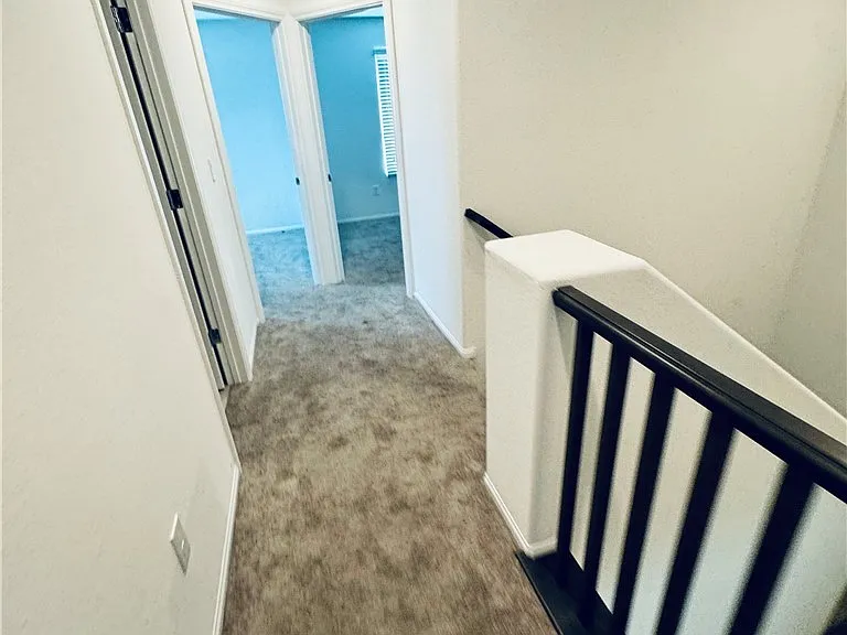 850 Bronzite St — Photo 29