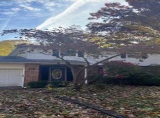 71 Challedon Cir, Pataskala, OH 43062