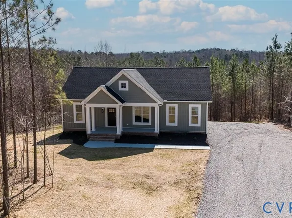 1191 Lewiston Plank Rd, Burkeville, VA 23922