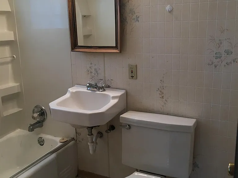 306 W Hill St #2 — Photo 6