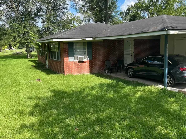 13309 Oreal Bourgeois Rd, Gonzales, LA 70737