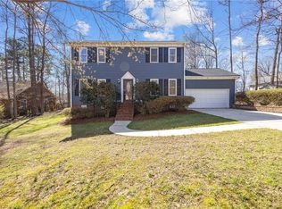2802 Breckenridge Ct, High Point, NC 27265