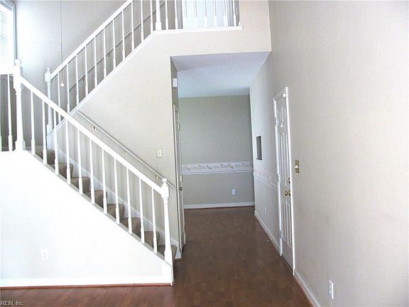 3rd image of 116 Dorothy Dr