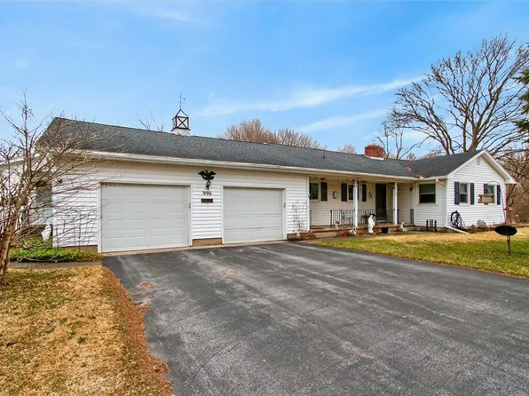 996 Johnson Rd, Palmyra, NY 14522