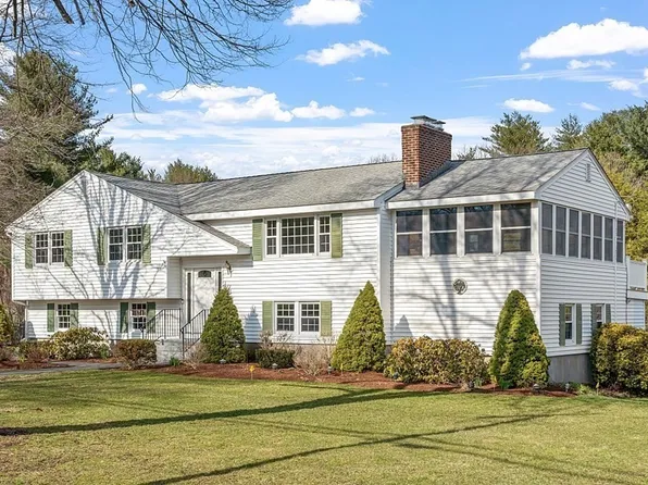 20 Saint Marys Dr, Westford, MA 01886