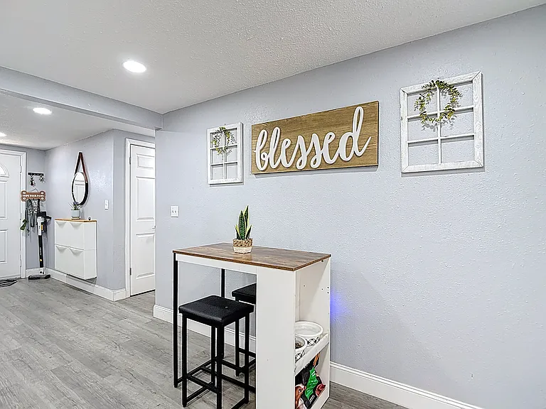 5913 Appletree Rd — Photo 20