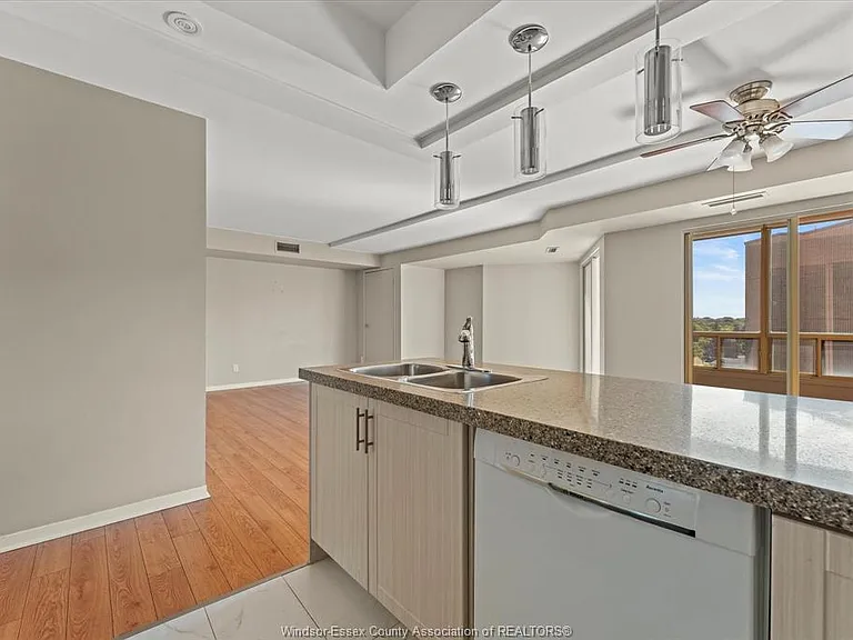 3601 Riverside Dr E #706 — Photo 5