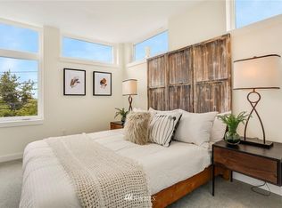 8362 14th Ave NW, Seattle, WA 98117
