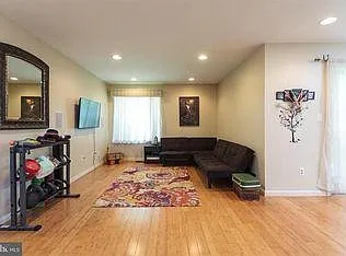 627 Lochern Ter — Photo 2
