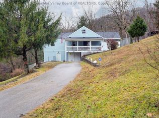 23 Christian Rd, Cross Lanes, WV 25313