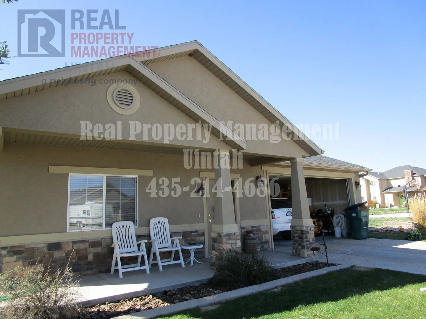 Beautiful 3 Bedroom 2 Bathroom Home — Photo 2