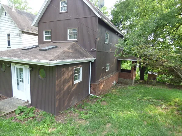 1847 4th Ave, Freedom, PA 15042