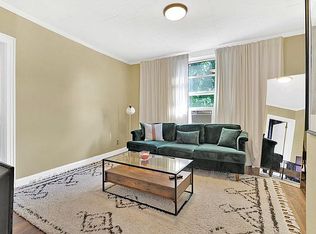 18-16 26th Rd #R2, Astoria, NY 11102