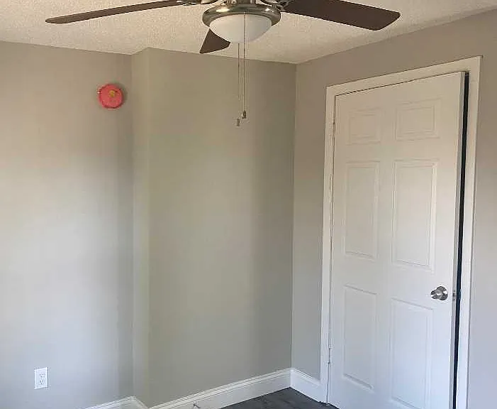 2647 Boone St — Photo 32