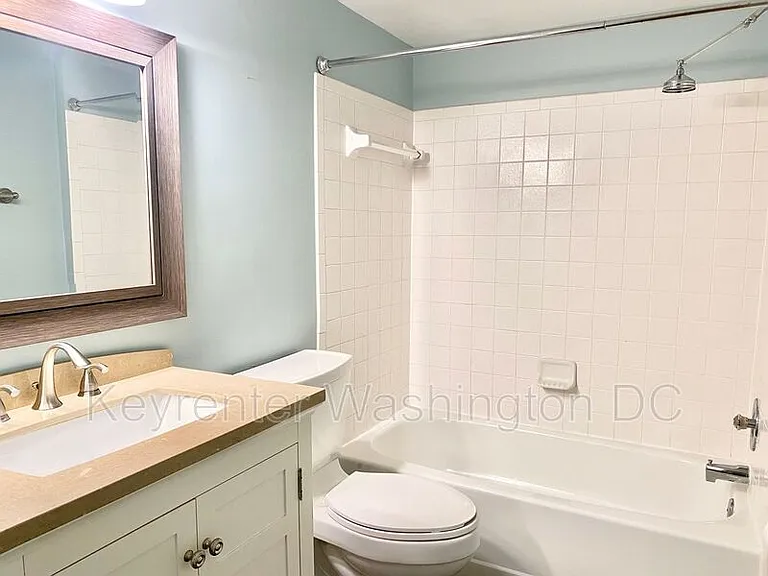17405 Pipers Way — Photo 21