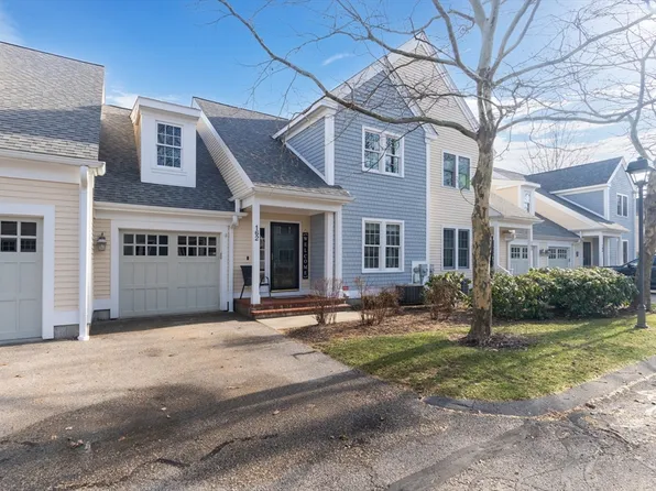 162 Godfrey Dr Unit 162, Norton, MA 02766