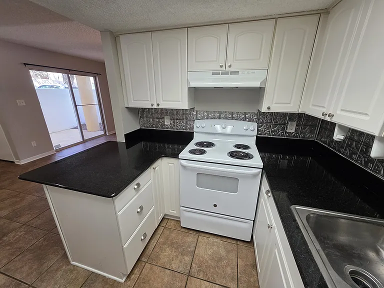 317 Hayden Rd #10 — Photo 23