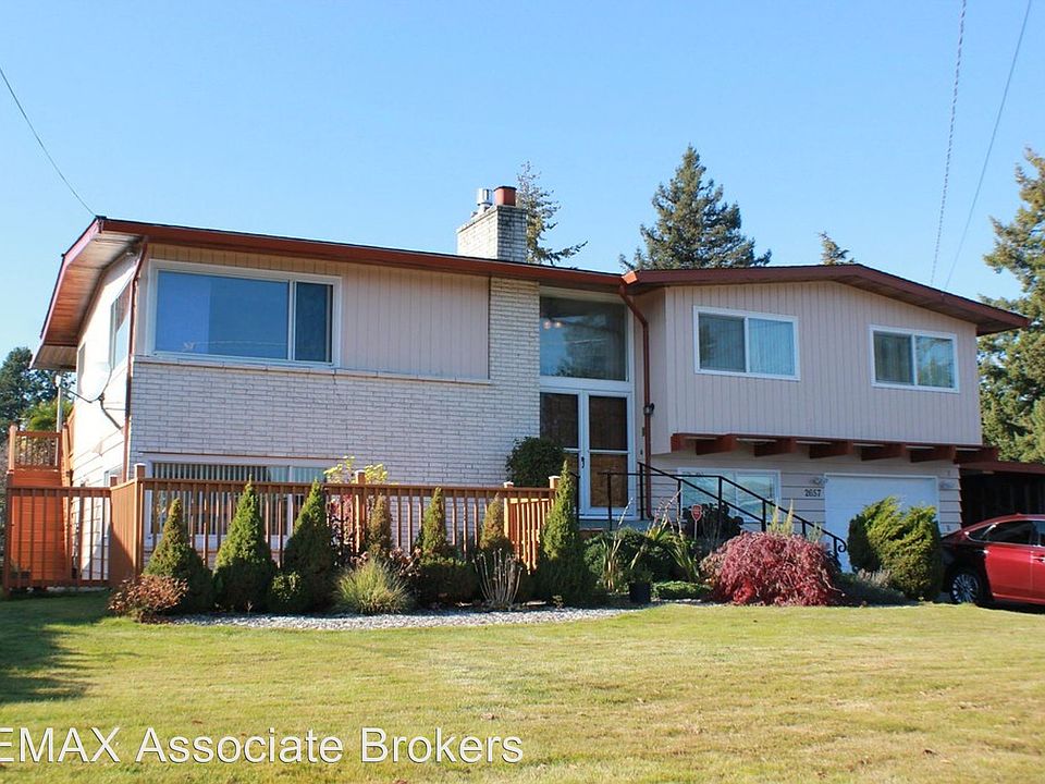 1st image of 2657 S 150th St