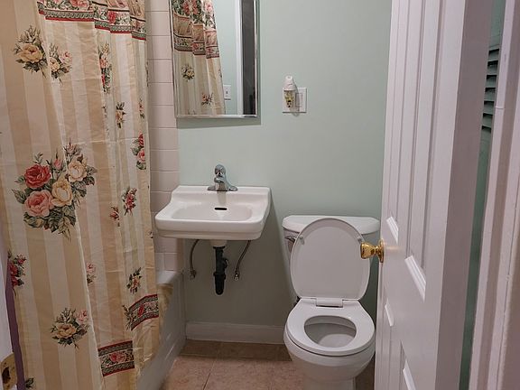 4th image of 1700 E Chevy Chase Dr #1700