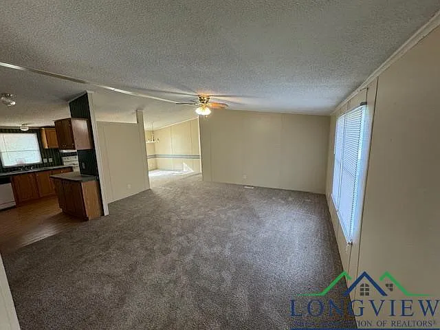 3 bed, 2.0 bath, 1344 sqft, $1,495 — Photo 3