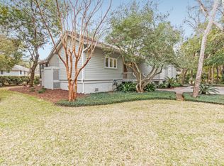 38 Fairway Oaks Ln, Isle Of Palms, SC 29451