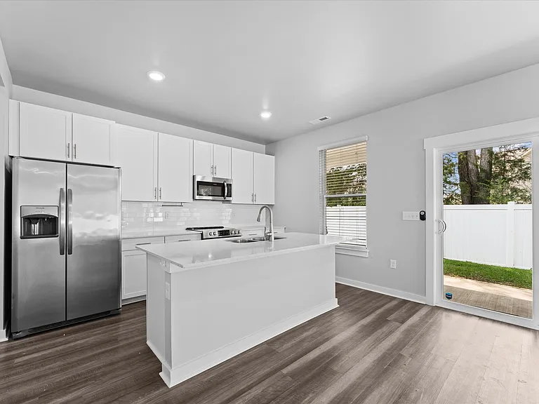 1615 Lannister Ave — Photo 6