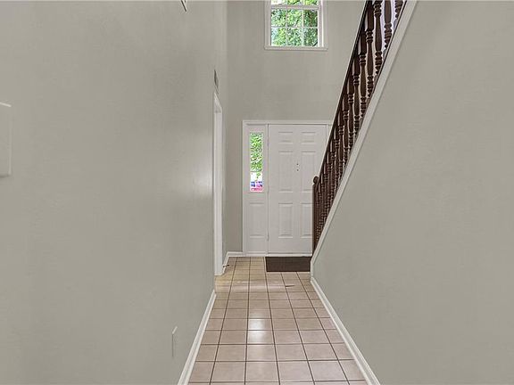 4th image of 8656 Woodbluff Ct