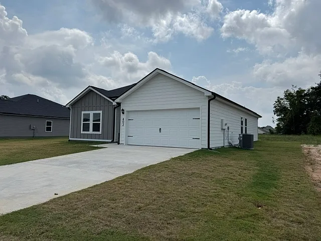 3 bed, 1549 sqft, $1,850 — Photo 2