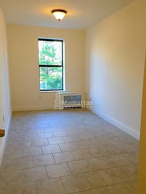 Rented by Manhattan Connection | media 7