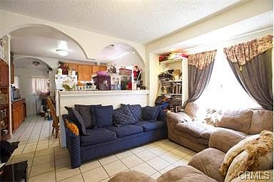 2nd image of 1227 E 47th Pl