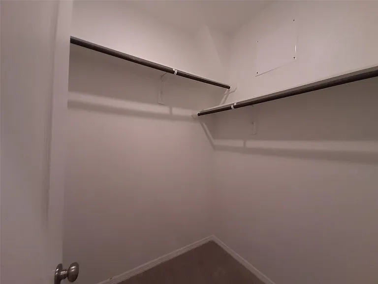919 Redinger Ridge Dr — Photo 13