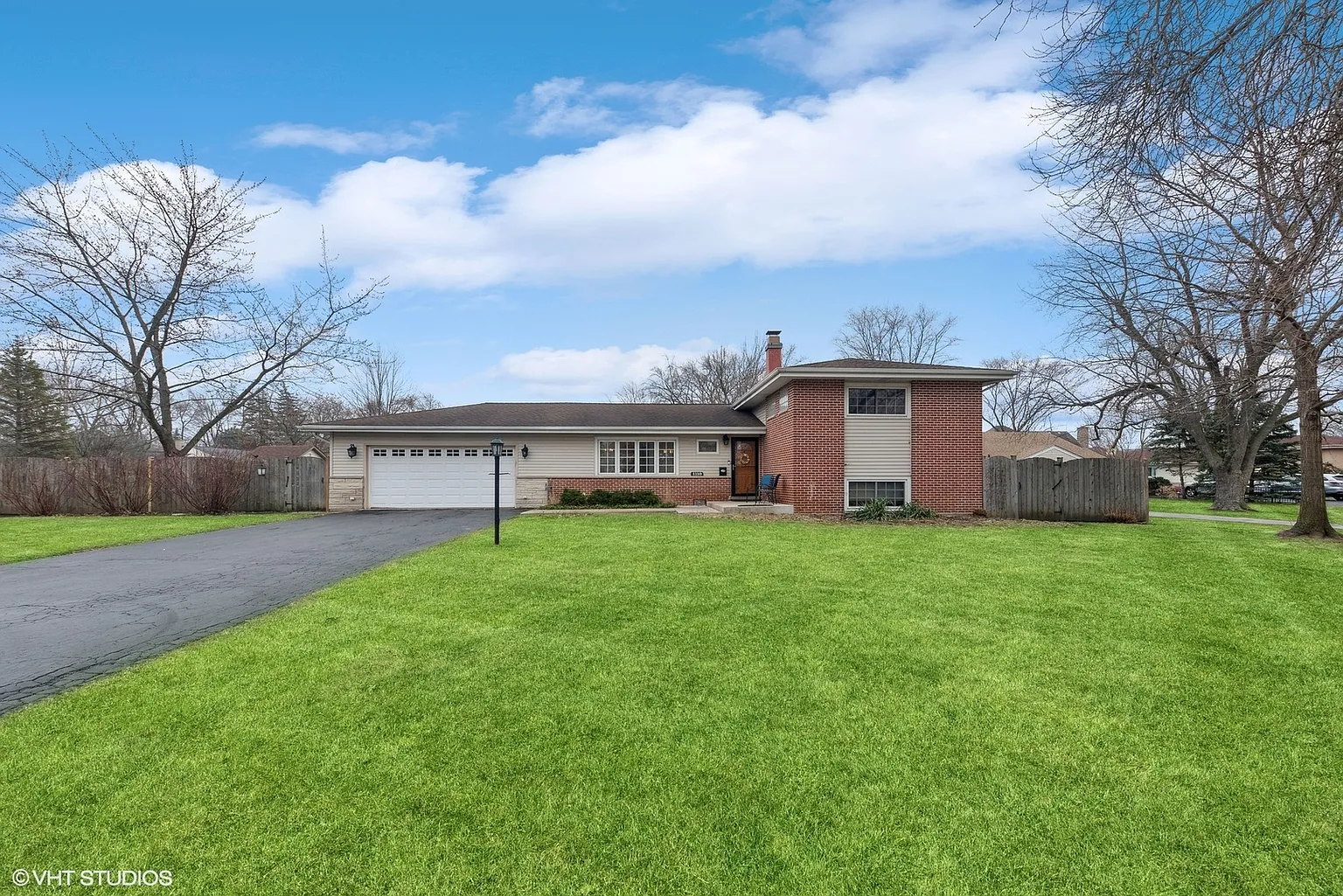 1110 Huber Ln photo 1