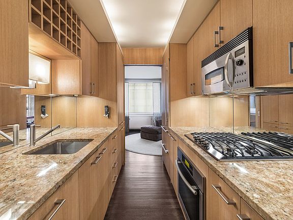 5th image of 108 5th Ave APT 11B