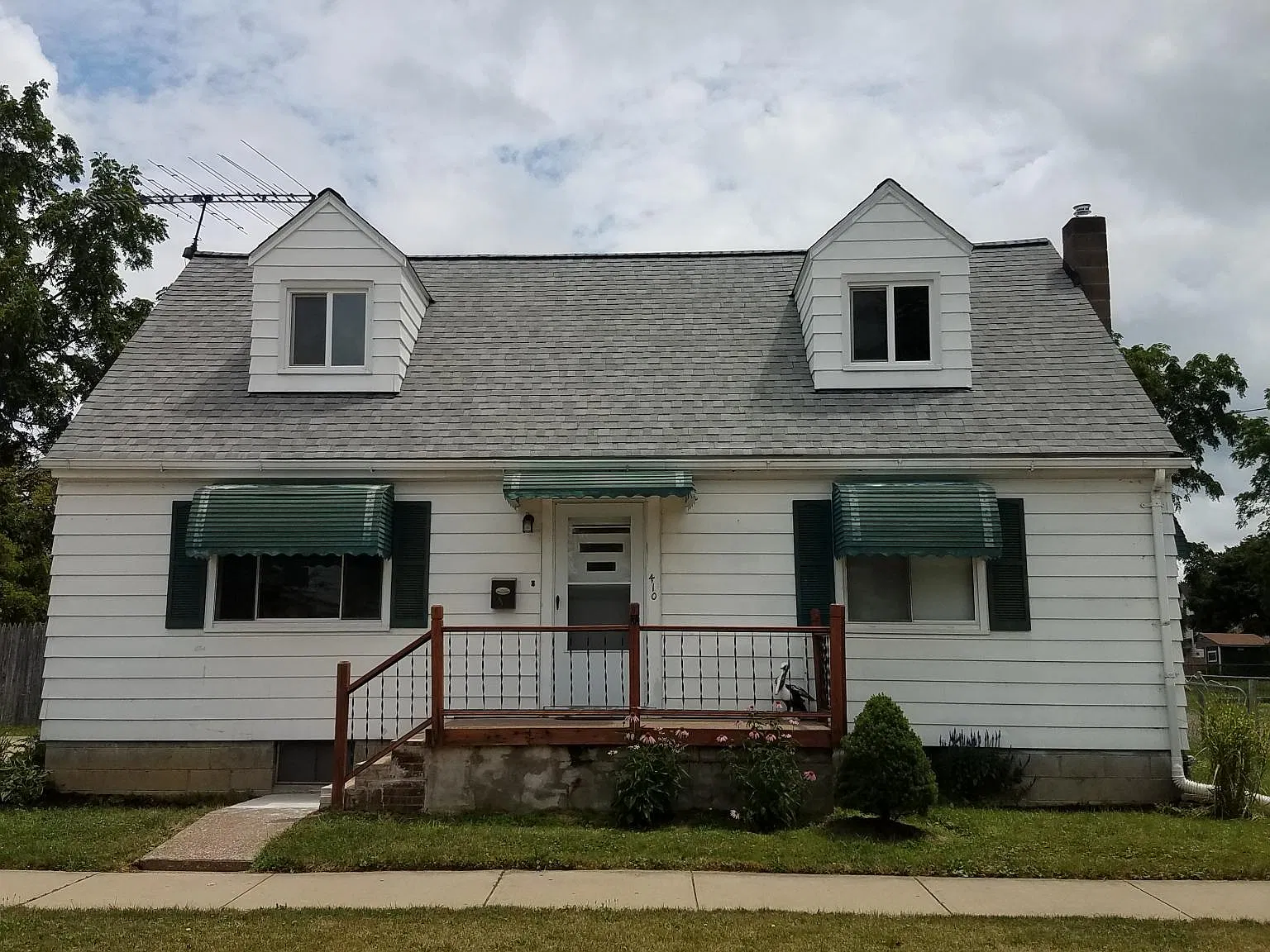 410 Plum St — Photo 1