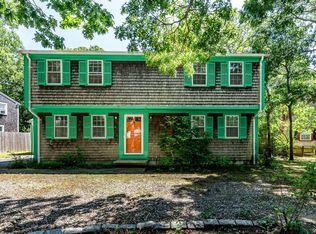 41 Old School House Rd, Barnstable, MA 02630