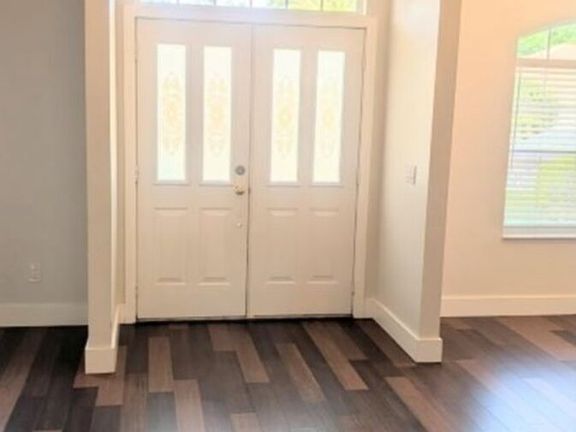 2nd image of 107 Whispering Pine Dr