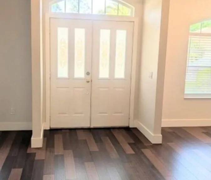 107 Whispering Pine Dr — Photo 2