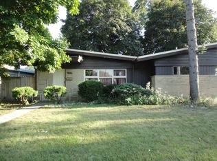 3049 W 85th St, Chicago, IL 60652