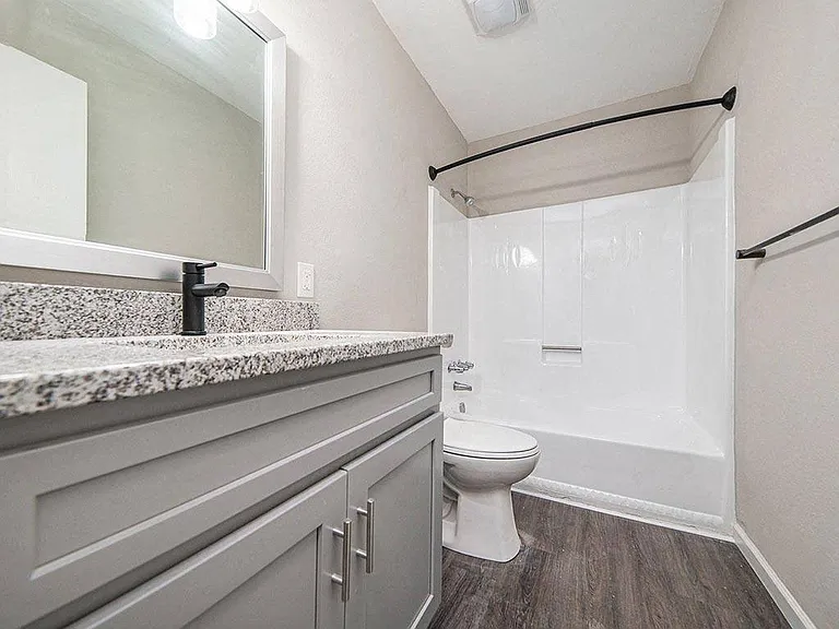 2050 Inverway Ct — Photo 13