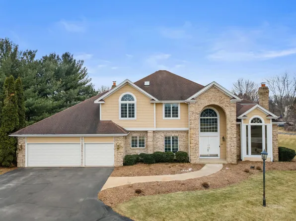 4209 Belson Ln, Crystal Lake, IL 60014