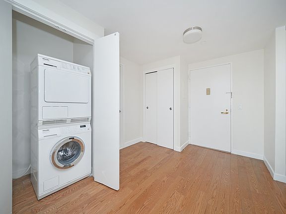 5th image of 7525 153rd St APT 305