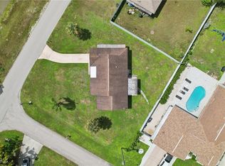 2807 E 8th St, Lehigh Acres, FL 33972