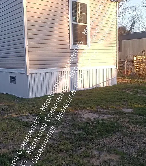 222 Hogan Dr — Photo 4